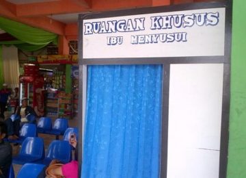 5 Tips Menyusui Saat Bepergian Anti Ribet