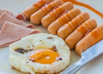 5 Zat Gizi Ini Cuma Bisa Kamu Dapat dari Produk Hewani loh!