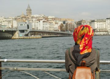 3 Tips Lawan Rambut Rontok untuk Para Hijabers!
