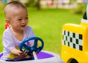 Bingung Pilih Mainan Anak? Simak 4 Tips ini!