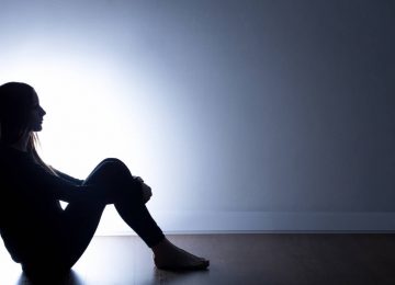 Benarkah Defisiensi Vitamin B12 Berkaitan dengan Depresi?