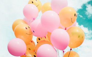 Toxic Positivity pada Pemuda, Apa Penyebabnya?