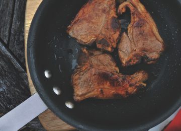 4 Tips Memasak Daging Merah Anti Alot