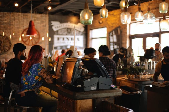 tren cafe yang menyajikan minuman kekinian di kalangan masyarakat