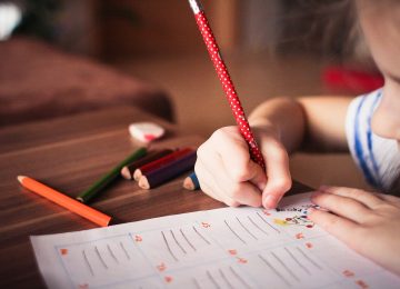 Sindrom Asperger : Anak Unik yang Kesulitan Interaksi Sosial