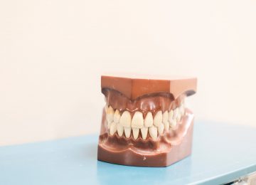 5 Bahan Ini Bisa Mengurangi Plak Gigi loh!