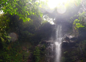 Wisata Air Terjun di Curug Ciampea Bogor