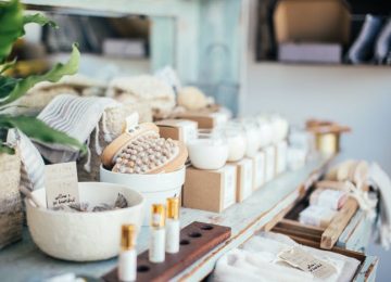 Beralih ke Eco Cosmetics yang Ramah Lingkungan