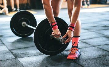Manfaat Angkat Beban bagi Kesehatan   