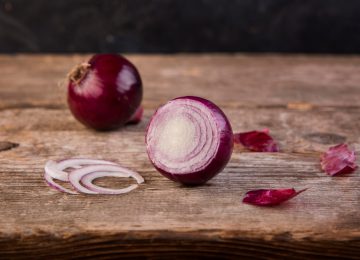 Efek Samping Makan Bawang Merah Mentah