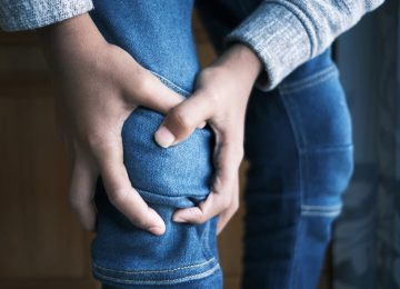 Jangan Panik! Lakukan Ini Saat Kaki Tiba-Tiba Kram