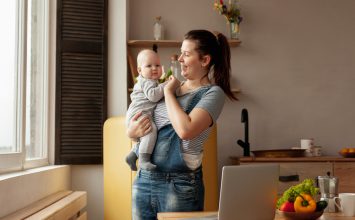 Tips Gizi Seimbang Ibu Menyusui untuk Cegah Stunting