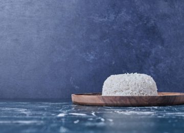 Benarkah Menyimpan Nasi di Kulkas Lebih Sehat?